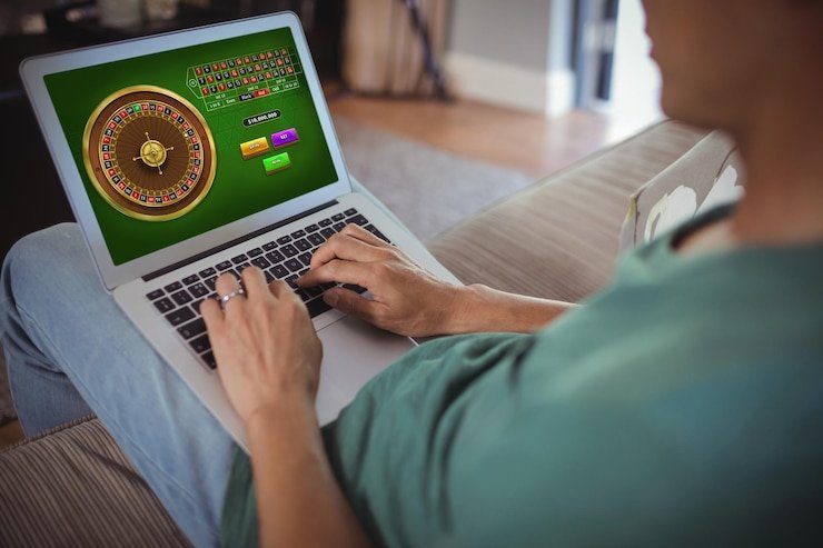 Tier Platinum dan Diamond dengan akses VIP eksklusif